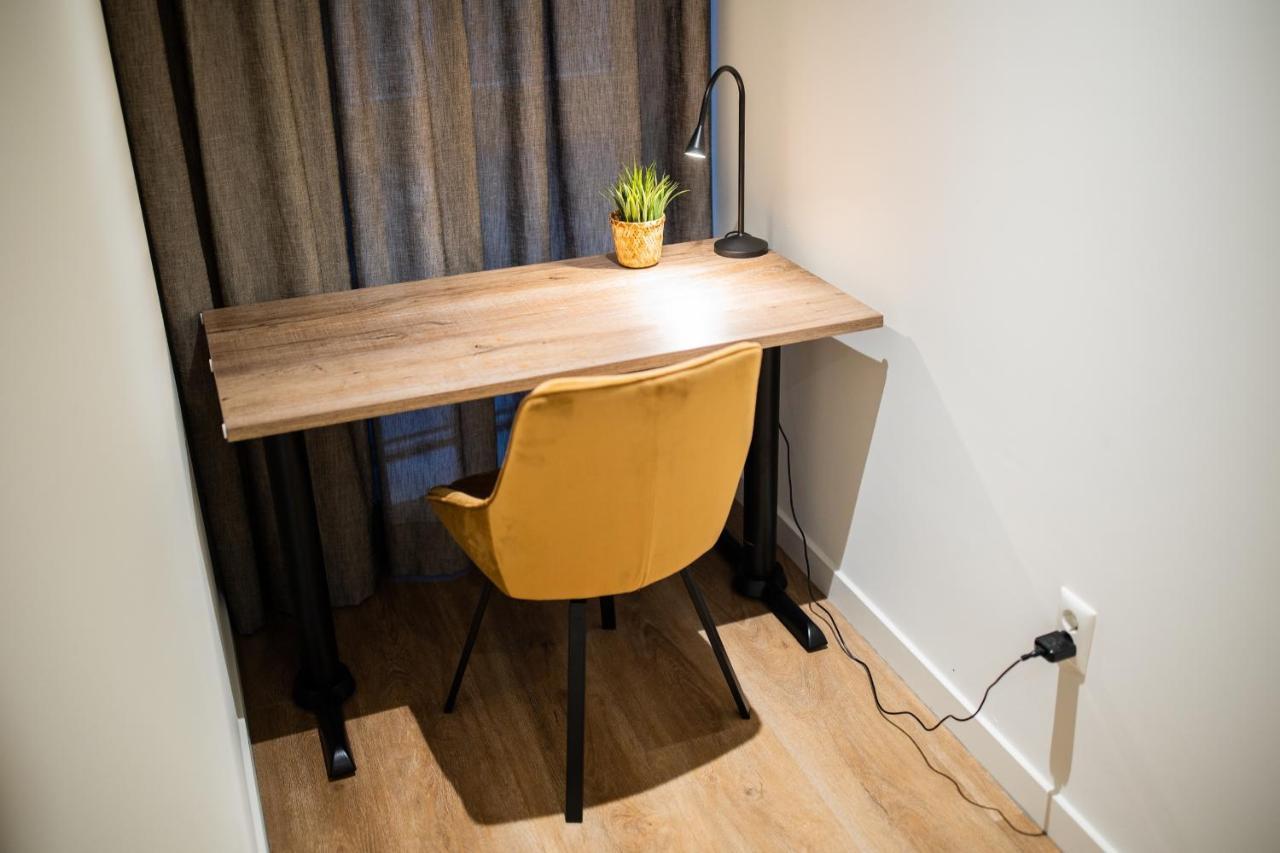 Great 95M2 Two-Bedroom Apartment - We39 Tiel Bagian luar foto